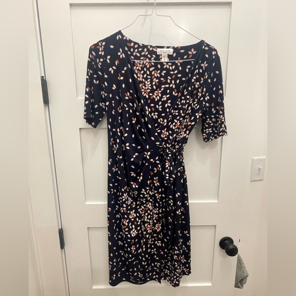 Motherhood maternity size small wrap dress. Worn 1 time